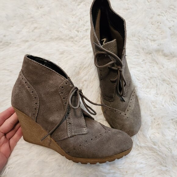 MIA Taupe Suede Pampa Booties Women's Size 8 - Picture 4 of 6